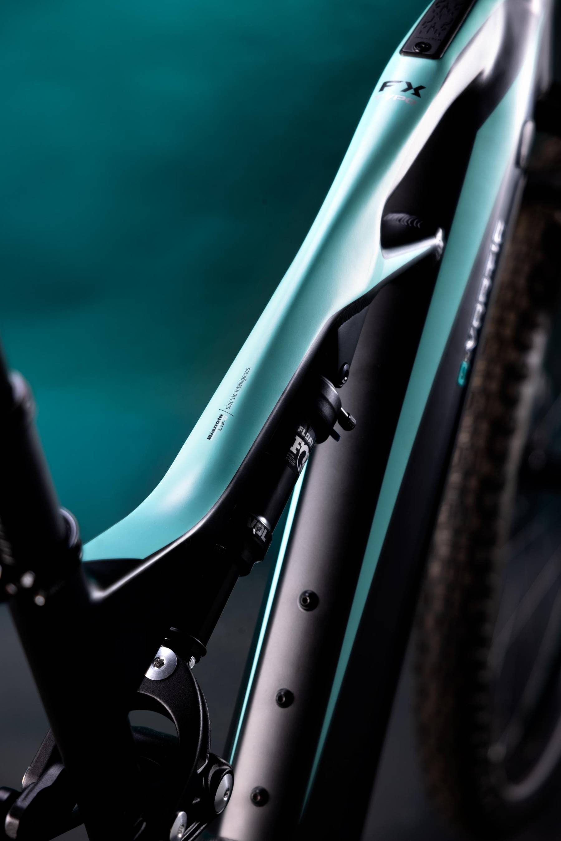 BIANCHI E-VERTIC FX TYPE 750Wh 